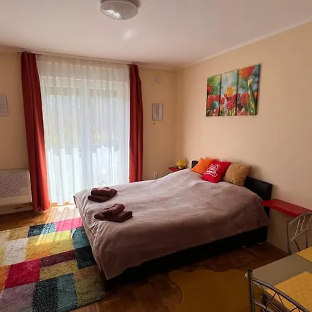 Apartament Bella Apartman *